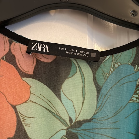 Zara floral midi dress - Picture 4 of 9